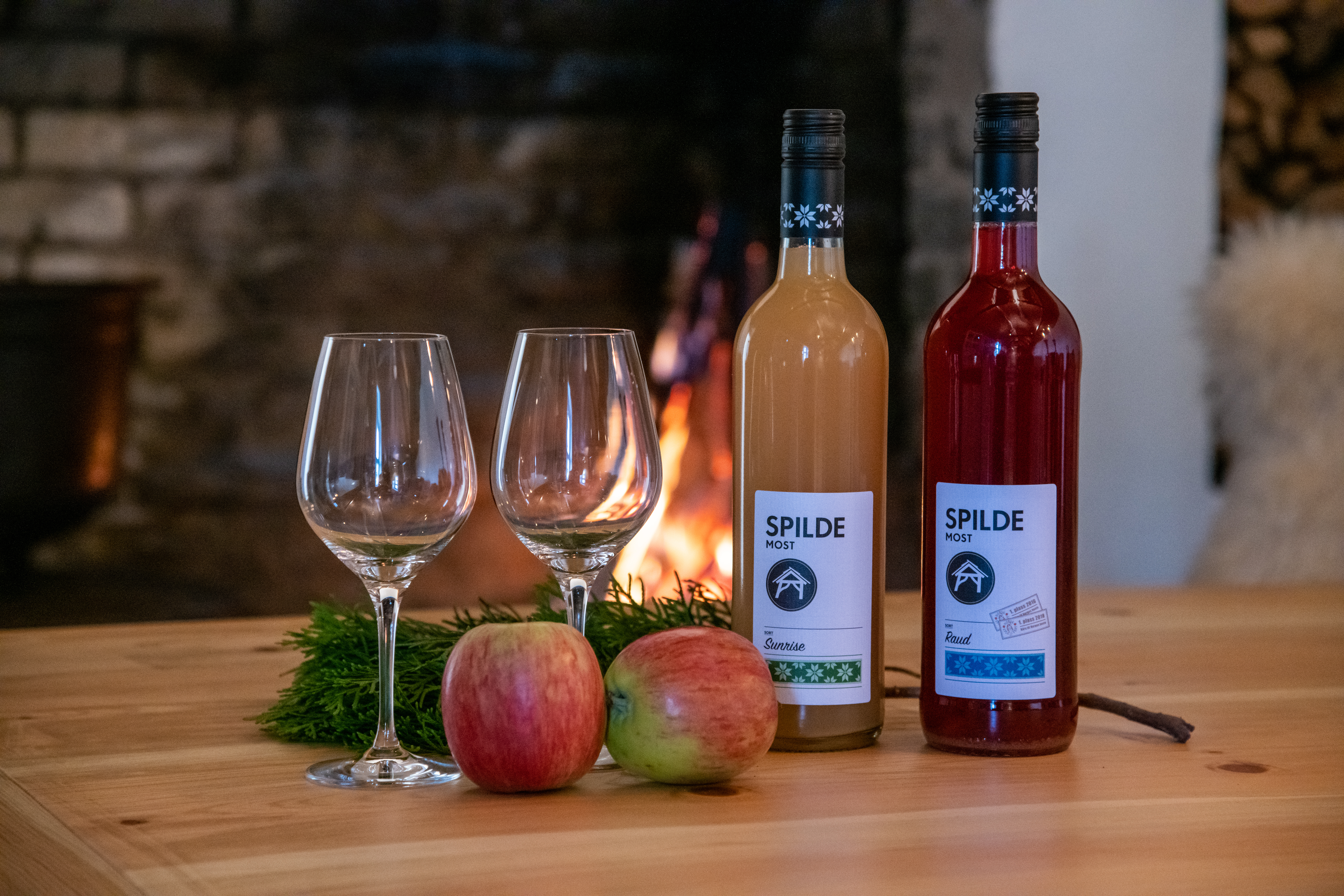 FalkeblikkAS%20-%2020210811%20HANEN%20-%20Spildegarden%20D850_0395